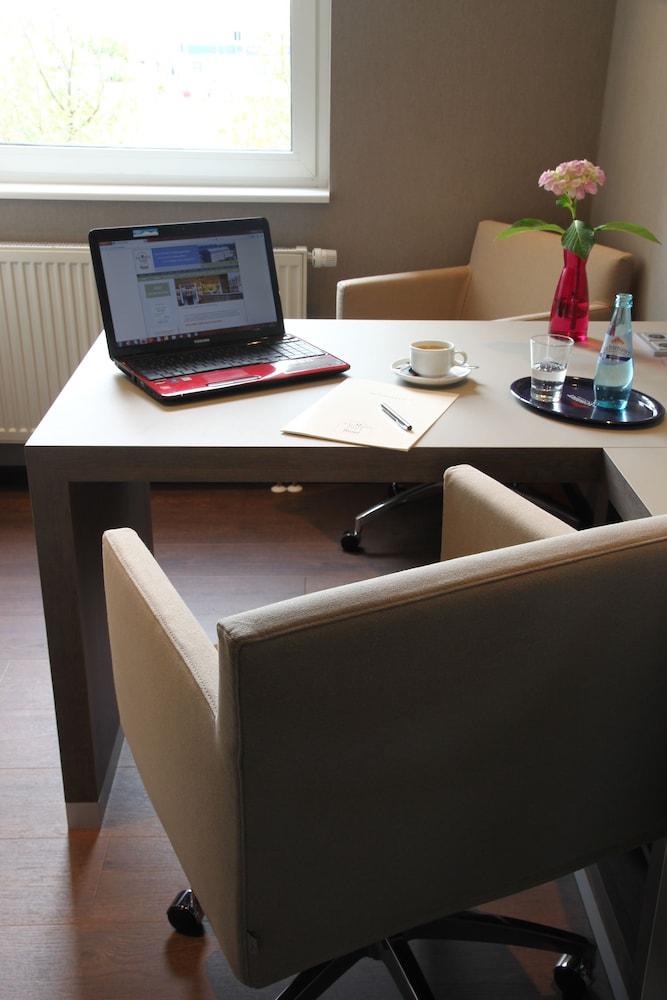 Sachsenpark-Hotel ไลป์ซิก ภายนอก รูปภาพ
