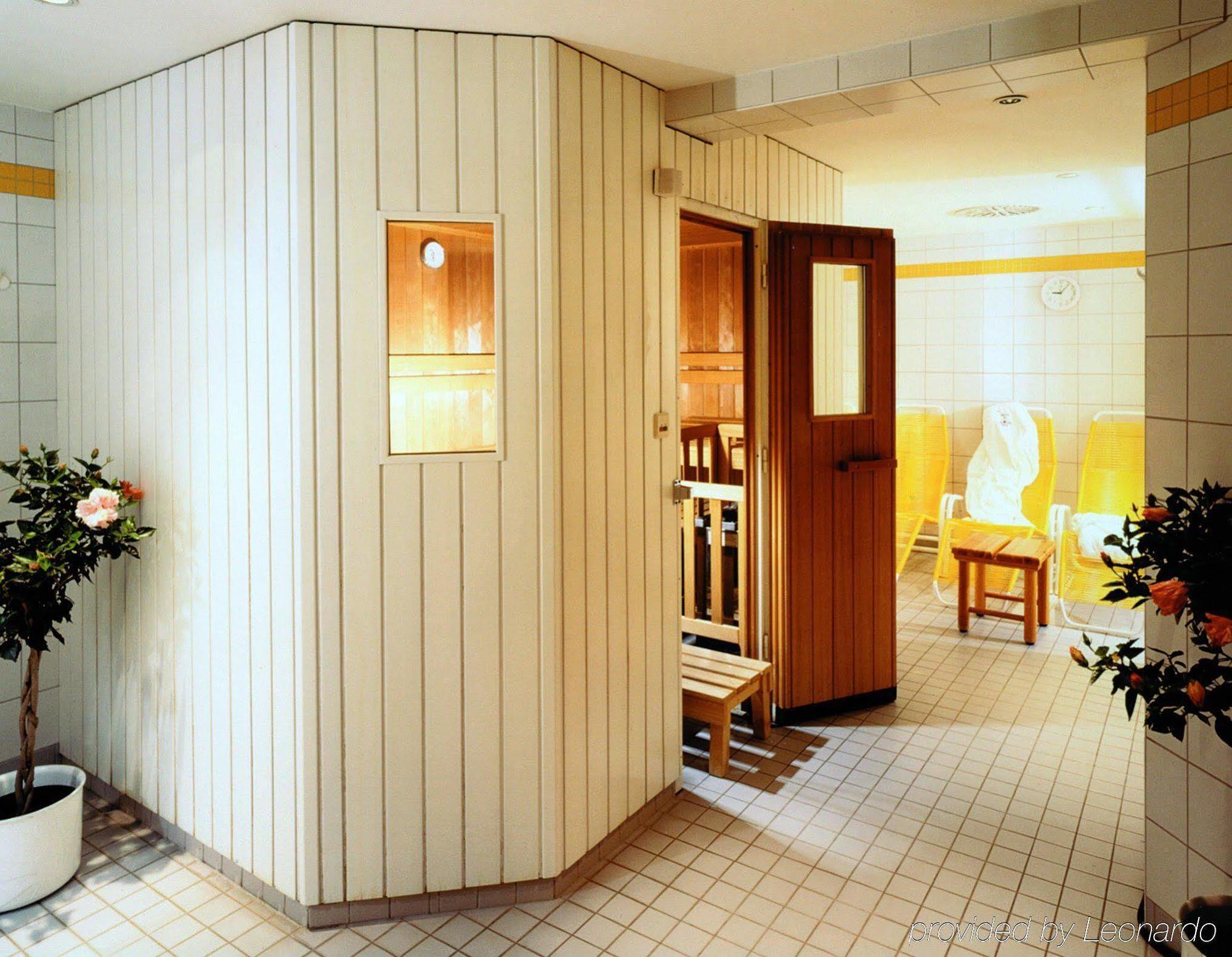 Sachsenpark-Hotel ไลป์ซิก ภายนอก รูปภาพ
