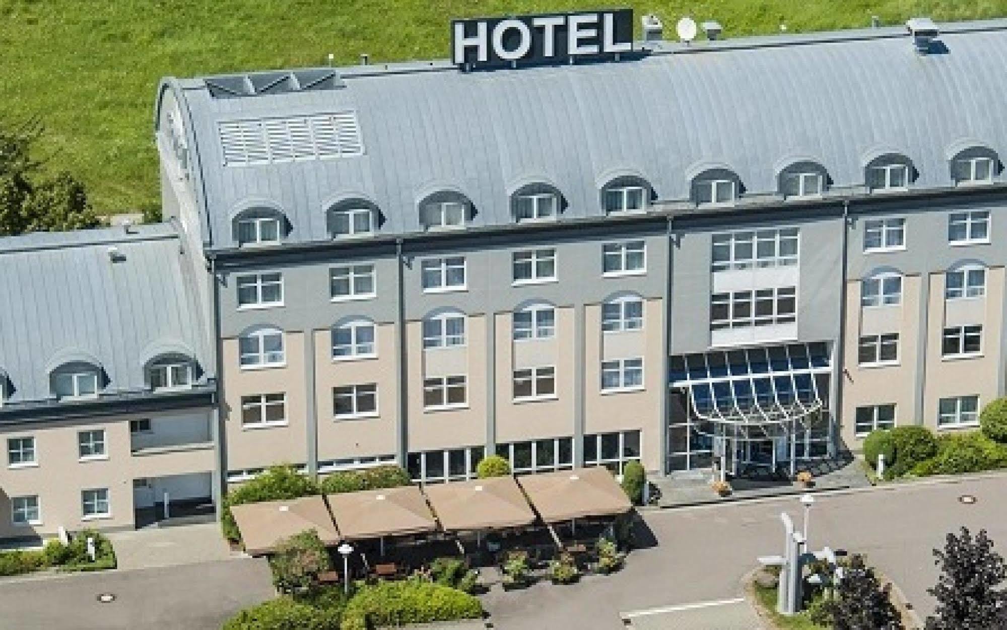 Sachsenpark-Hotel ไลป์ซิก ภายนอก รูปภาพ