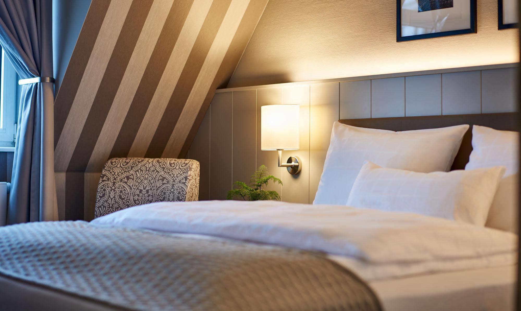 Sachsenpark-Hotel ไลป์ซิก ภายนอก รูปภาพ