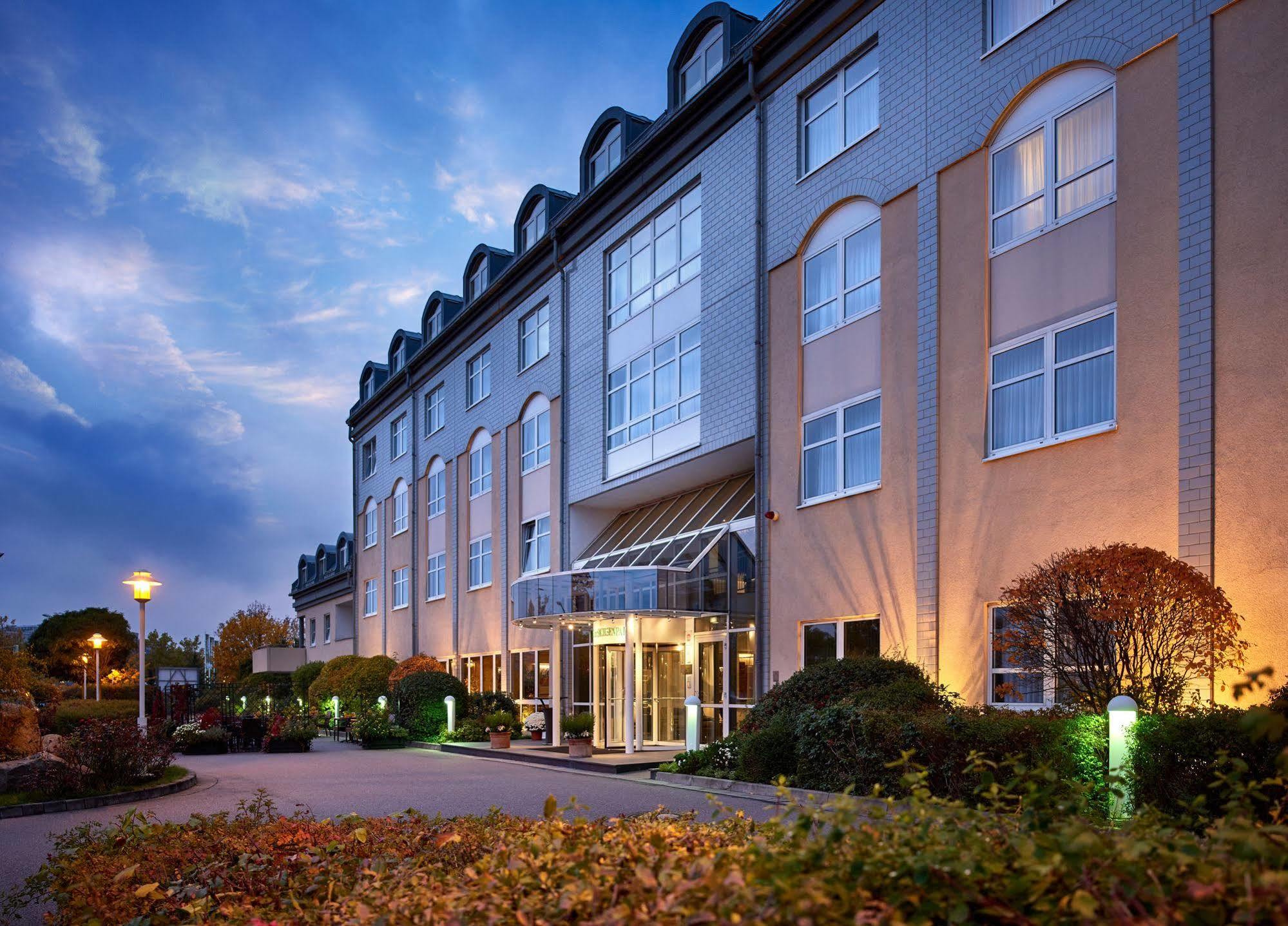 Sachsenpark-Hotel ไลป์ซิก ภายนอก รูปภาพ